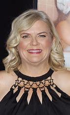 Paula Pell